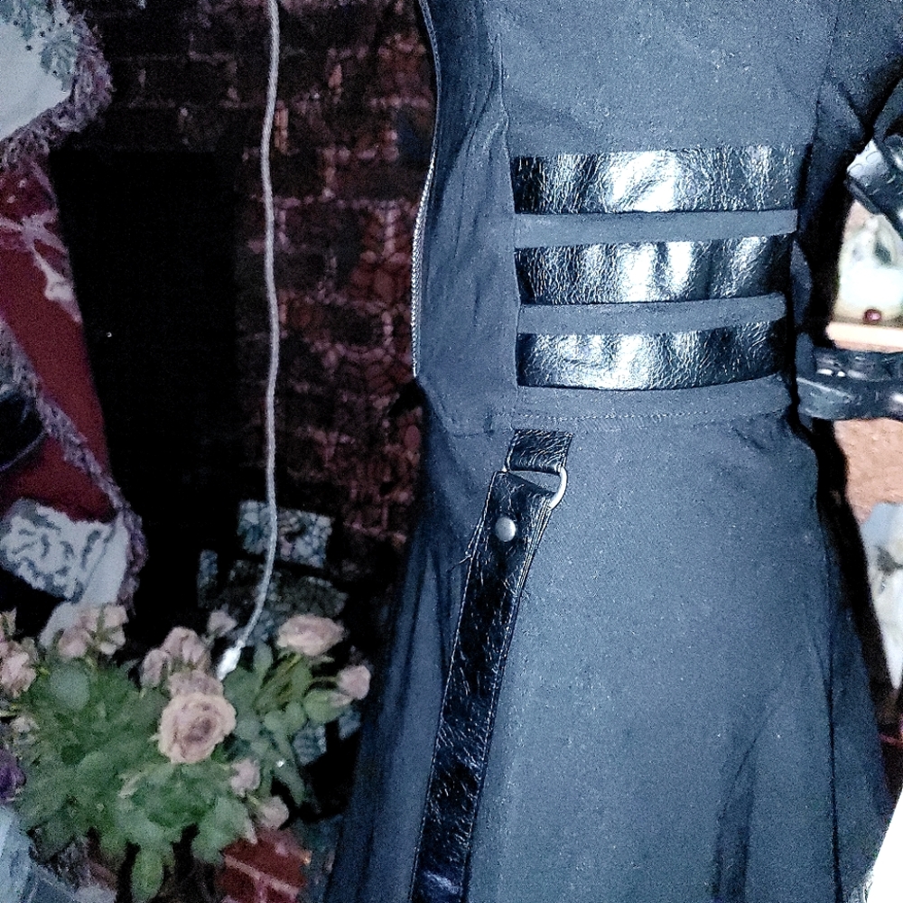 NWOT 🖤Very Cool Goth 🕸Black Halter Style Dress Size L🖤 - Picture 5 of 11